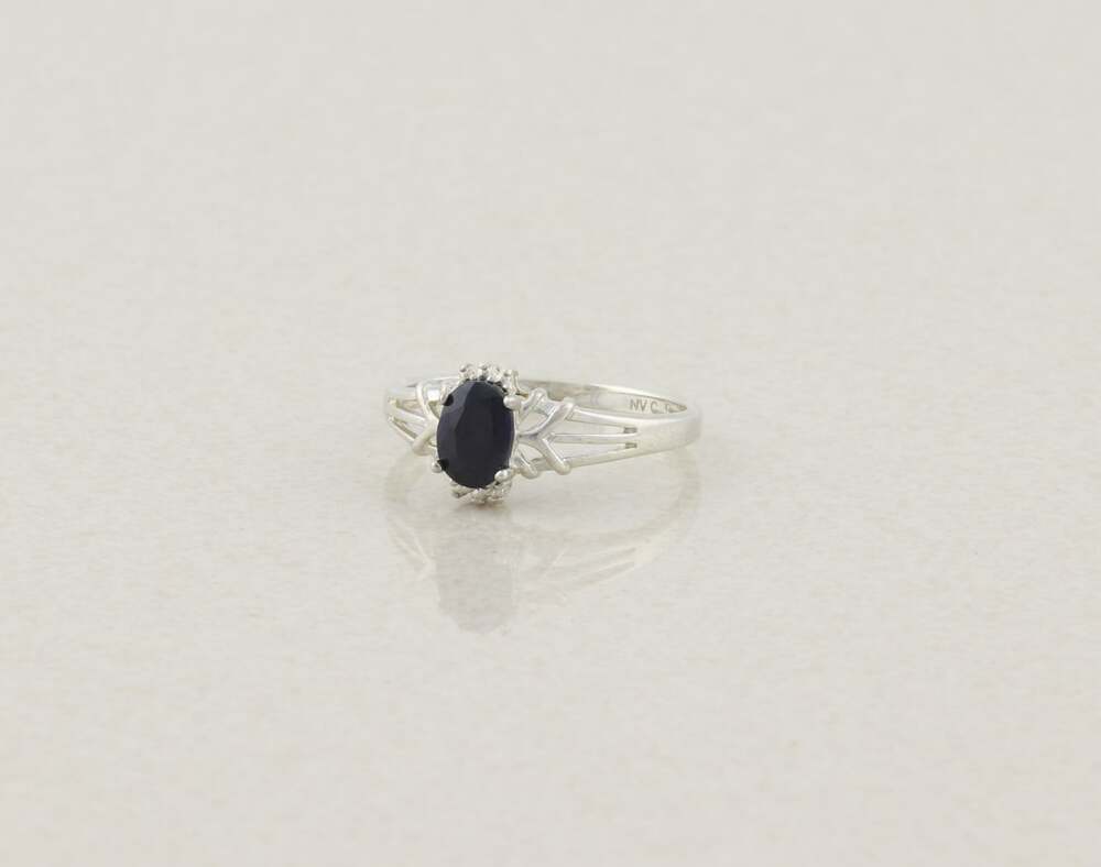 Sterling Silver Natural Dark Blue Sapphire Ring Size 9 1/4 Avon - Picture 4 of 7